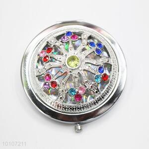 Silver Hollow Out Pattern Round Metal Pocket Makeup Mirror