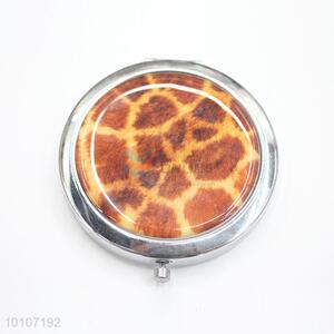 Exquisite Leopard Pattern Round Metal Pocket Makeup Mirror