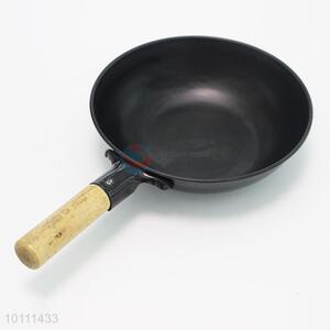 Black Color Wok with Wooden Handle