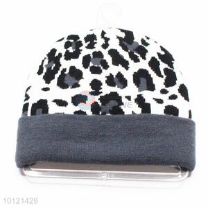 Gray Dots Pattern Winter Beanie Hat/Knitted Hat