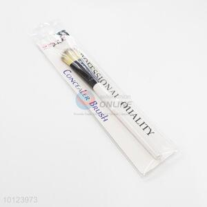 High Quality Professional White Foundation <em>Concealer</em> <em>Brush</em>