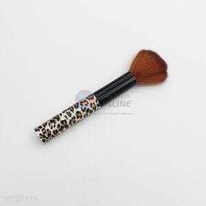 China Supplier Cheap Wholesale <em>Blusher</em> <em>Brush</em>