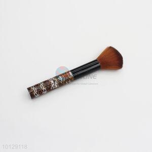 China Wholesale Cosmetic Tools <em>Blusher</em> <em>Brush</em>