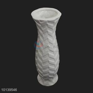 Modern design white ceramic flower <em>vase</em>