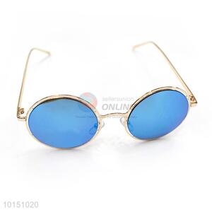 Fashion  <em>Sunglasses</em> With Blue Lenses
