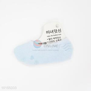 Fashion designed women invisible boat socks