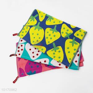 High Quality 100% Cotton Hand Towel Strawberries Printed Kitchen Towel