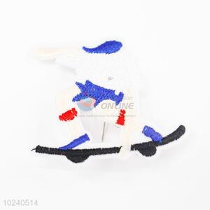 Bottom price new arrival embroidery badge brooch