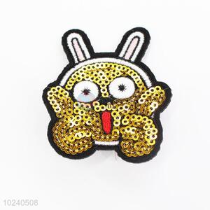 Wholesale bunny shape embroidery badge brooch