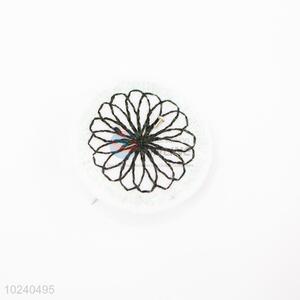 Delicate design flower shape embroidery badge brooch