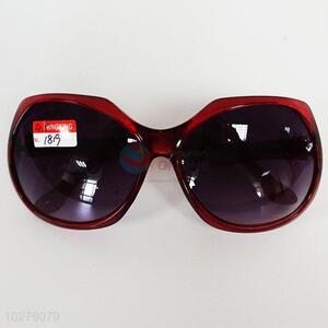 Red Color Fashion Design Hot Sale Sunglasses