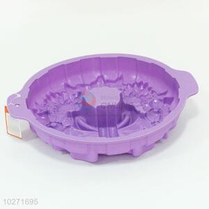 The <em>Silicone</em> Cake Mould