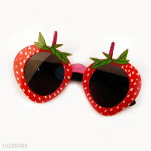 Factory Sales Strawberry Decoration Party Glasses