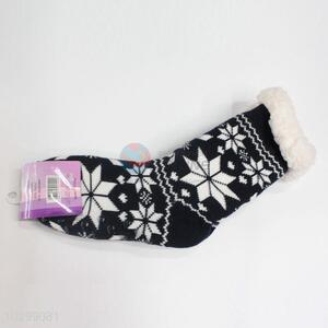 Latest Design girl knitting stockings