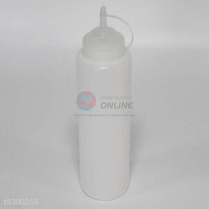 Hot Sale Plastic Oil Bottle/Oil Pot