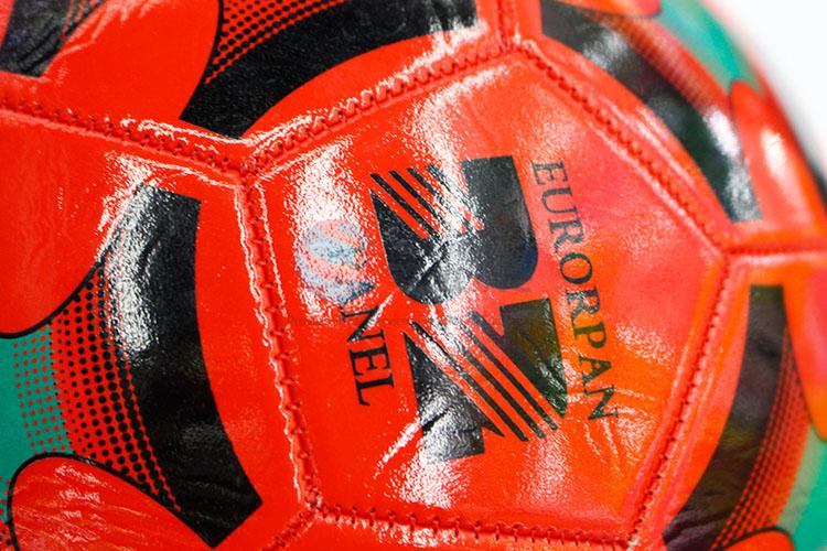 China Factory PVC Inflatable Sports Football for Training