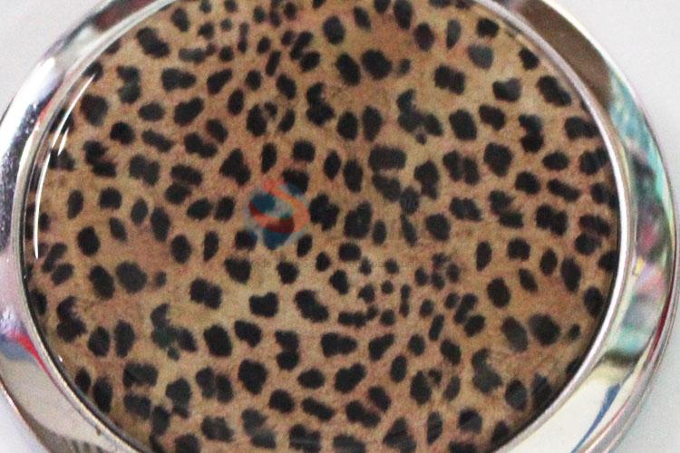 Hot-selling low price cool pattern makeup mirror