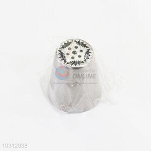 Hot-selling daily use cake decorating device