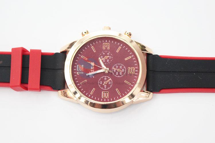 Factory Price Popular Wholesale Mens Watch with Silicone Strap