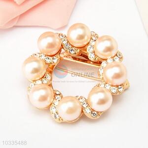 Recent design popular cheap pearl scarf buckle