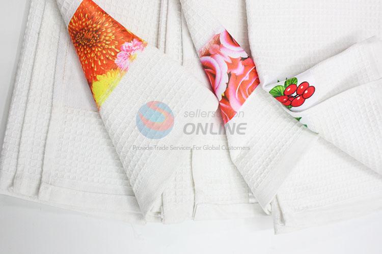 China Supply Embroidered Cleaning Towel