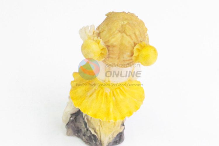 Low price high quality resin decoration
