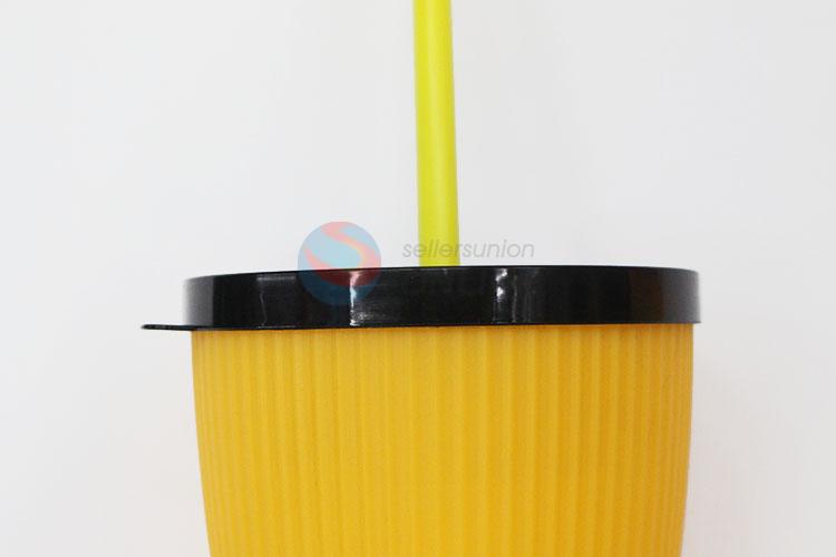 Striped Design Fashion Plastic Water Cup with Straw