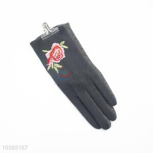 Women Winter Outdoor Sport Warm Embroidery Gloves