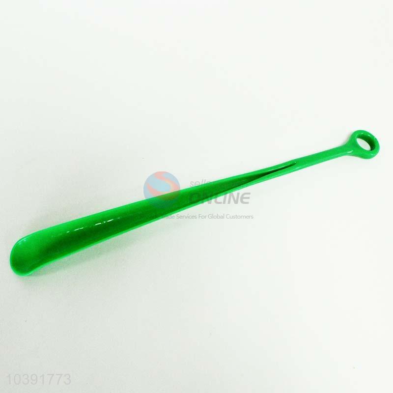 long plastic shoe horn