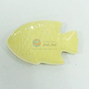Customized cheap fish shaped ceramic plate
