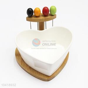 Classical Low Price Heart Shaped Ceramic Bowl Tools White Salad Bowl