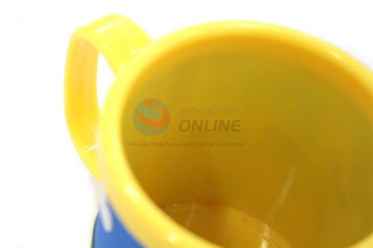 New and Hot Yellow Plastic Water Cup/Mug for Sale