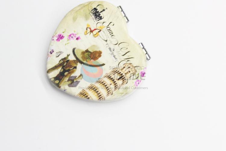 Fashionable Heart-Shaped Folding Makeup Mirror for Sale