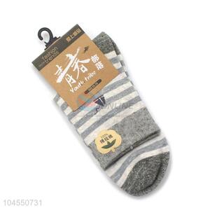 Customized cheap new arrival printed thickened men cotton socks
