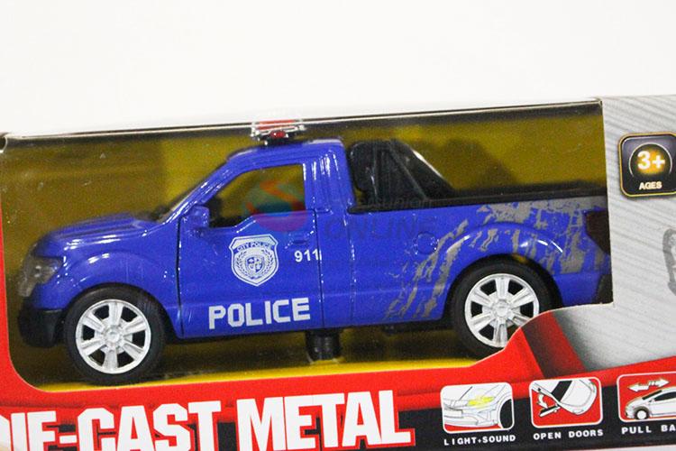 1:32  miniature diecast color scale model police car