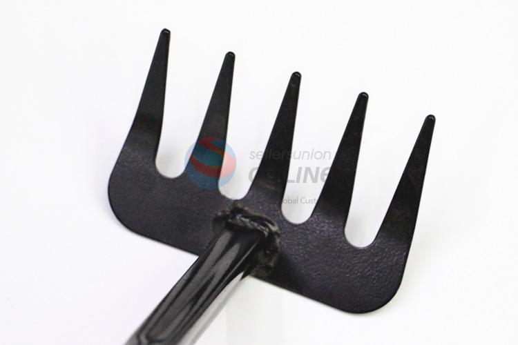 Latest Design Iron Garden Rake Tool with Plastic Handle