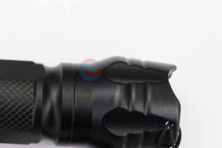 Fashion Style Travel Camp Flashlight with XPE Lamp Bulb and 18650 Battery