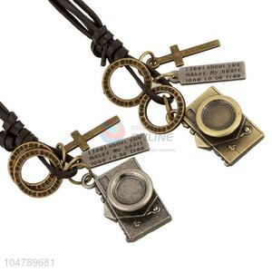 High quality promotional vintage alloy pendant cowhide <em>necklaces</em>