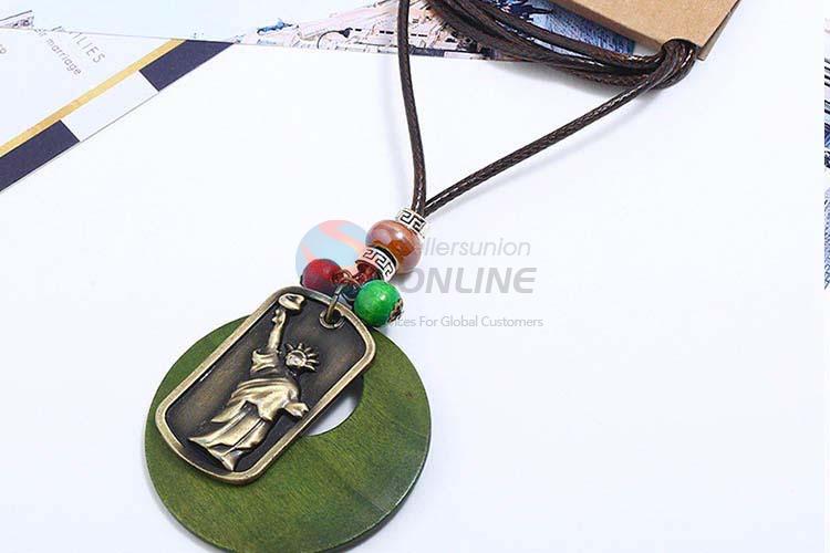 Wholesale low price vintage alloy pendant wooden necklaces
