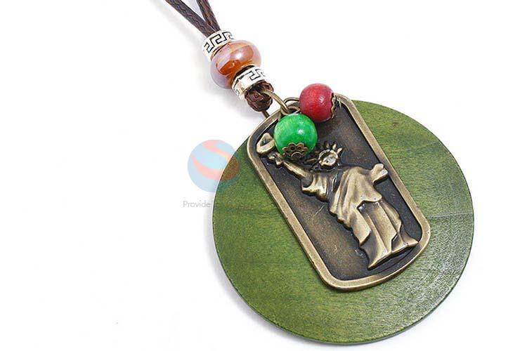 Wholesale low price vintage alloy pendant wooden necklaces