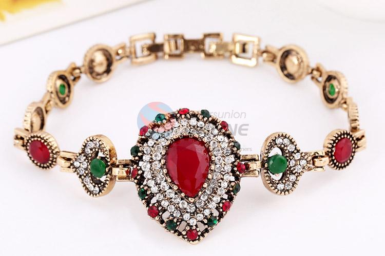 Latest design rhinestone alloy bracelet