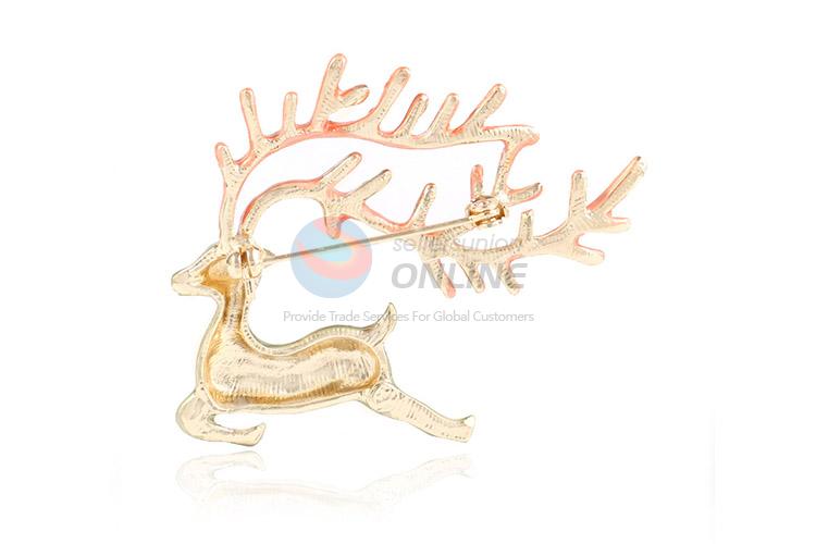 Wholesale cute deer shape alloy brooch