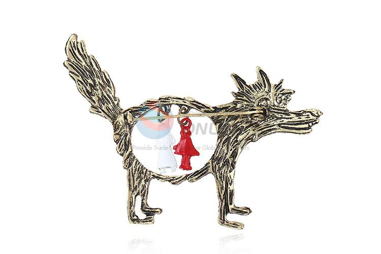 Top quality cheap wolf shape alloy brooch