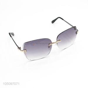 Wholesale new style wholesale fashion UV400 sunglasses