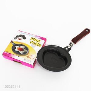 Professional maker heart shape frying-pan