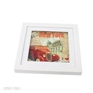 High Quality Painting Showing Picture Frame Photo Frame