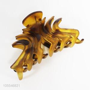 Delicate amber color women hair clip claw clip