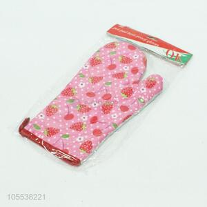 Lowest Price Strawberry Printing Microwave Oven Mitts