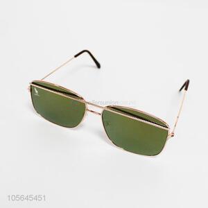 China Factory Supply Eyewear Summer Sunglasses