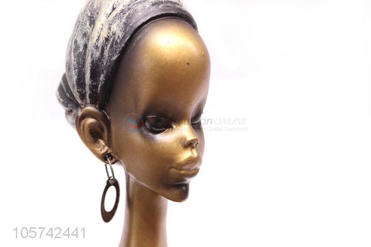 China Wholesale Beautiful Design Figurine African Women Figurines with Baby